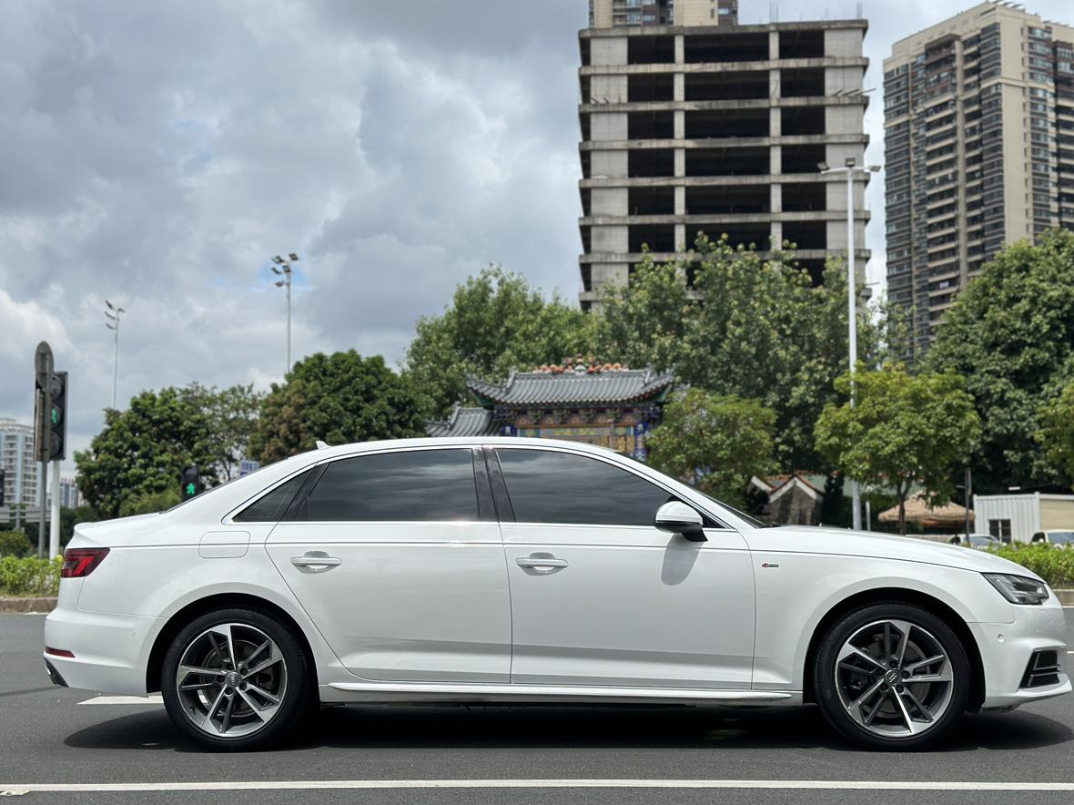 Audi A4 2018 thumb 6