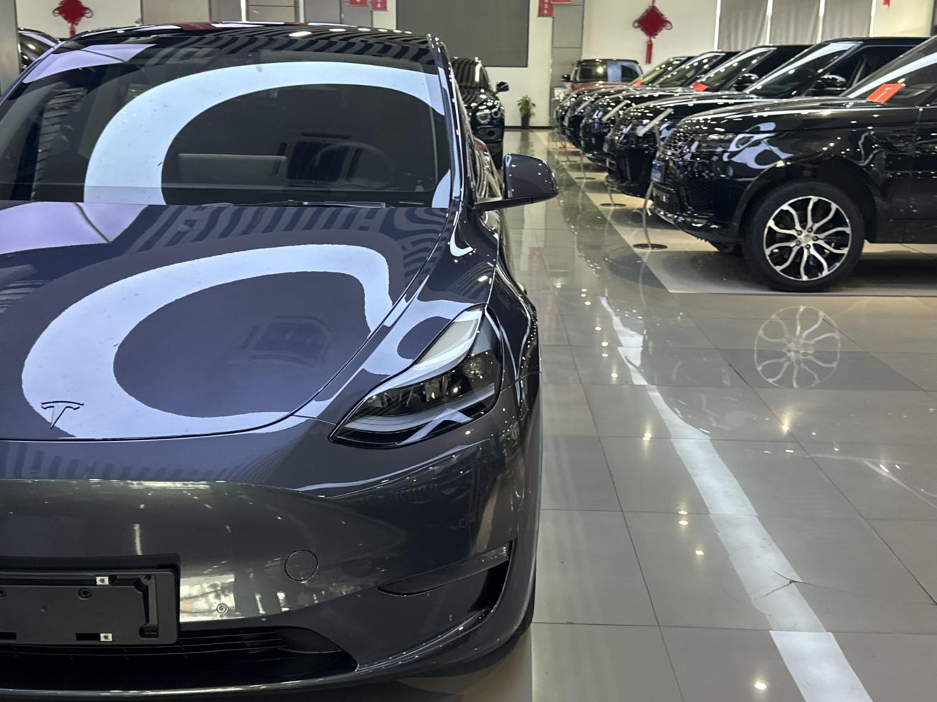 Tesla Model Y 2021 thumb 7
