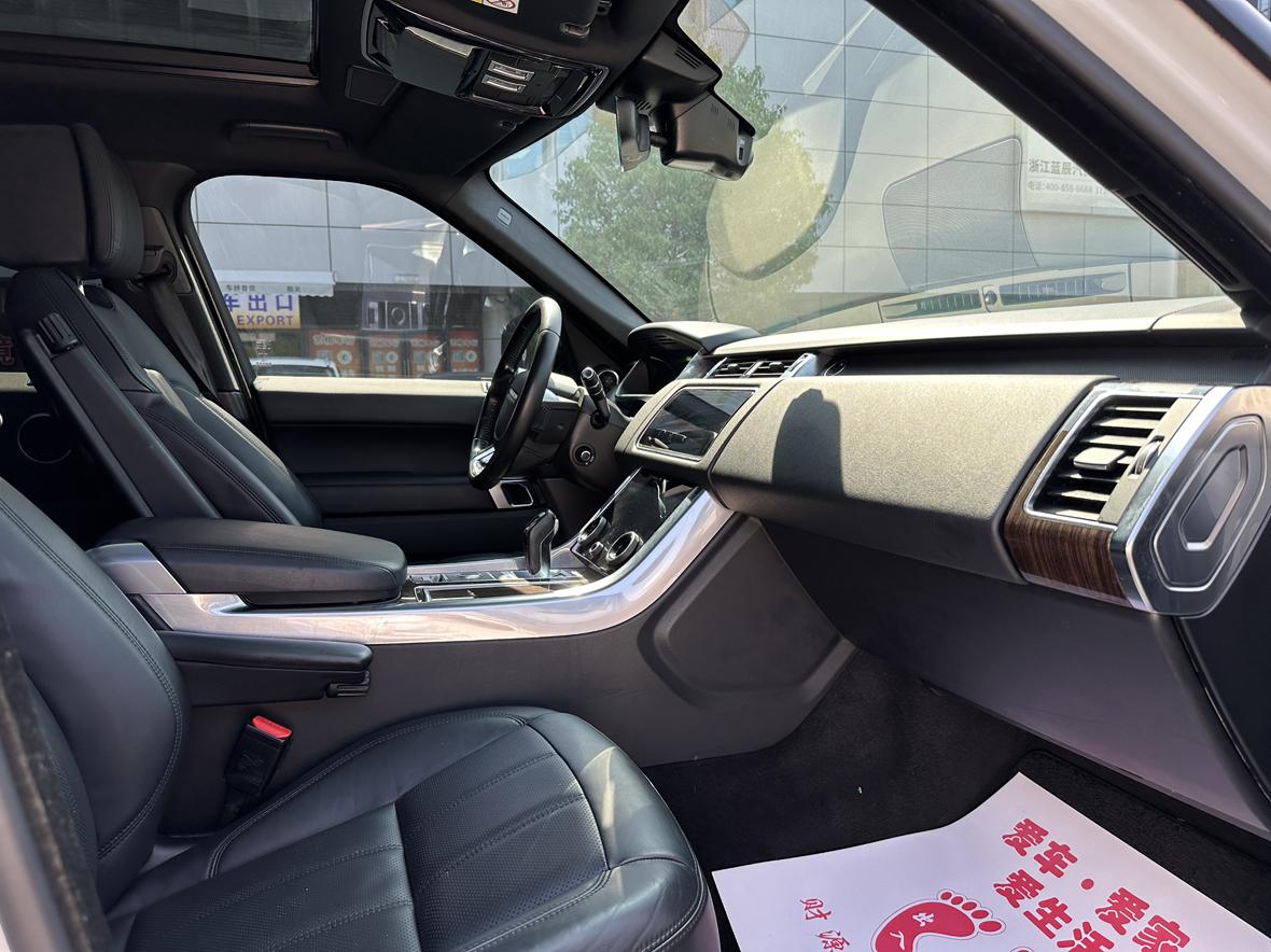 Land Rover PHEV 2019 thumb 7