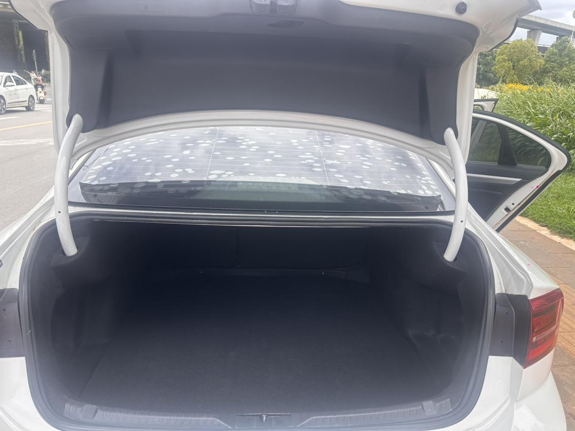 Volkswagen Lamando 2019 thumb 11