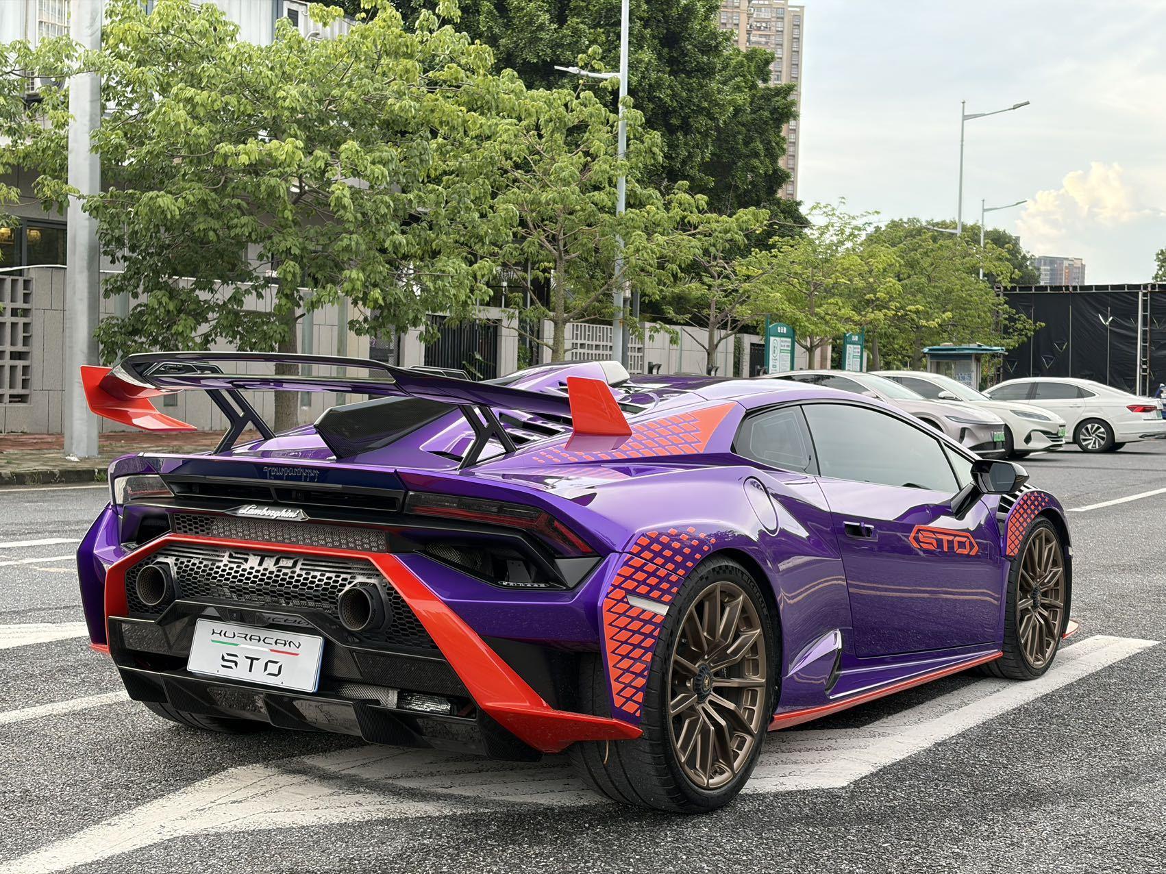 Lamborghini Huracán 2021 thumb 5