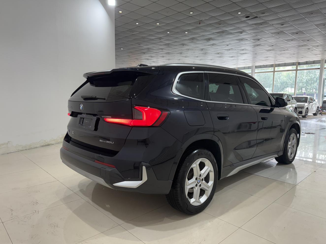 BMW X1 2023 thumb 4