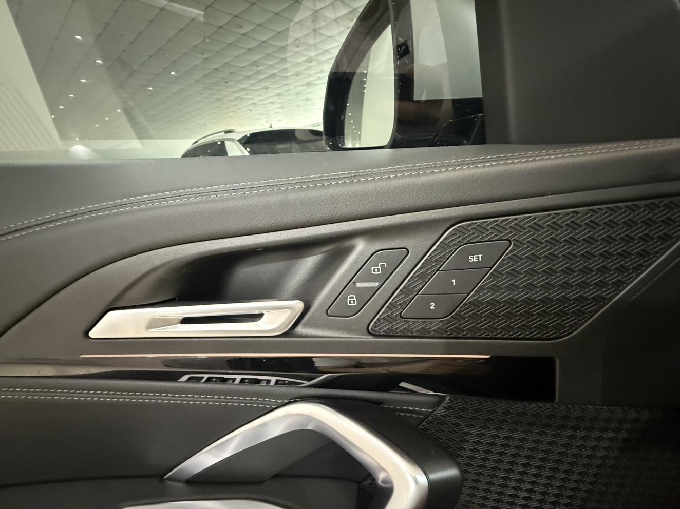 BMW X1 2023 thumb 10