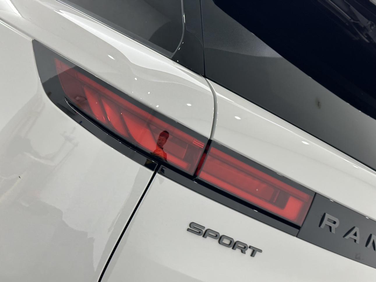 Land Rover Range Rover Sport 2024 thumb 10