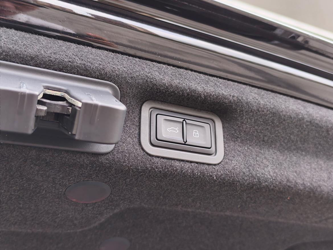 Audi A7 2023 thumb 9