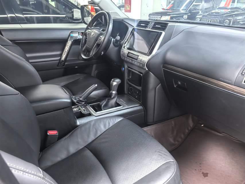 Toyota Land Cruiser Prado 2019 thumb 5