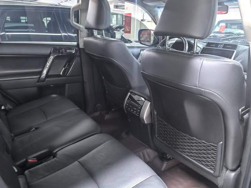 Toyota Land Cruiser Prado 2019 thumb 7