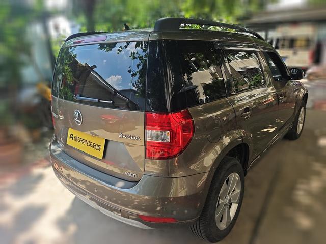 Skoda Yeti 2016 thumb 12
