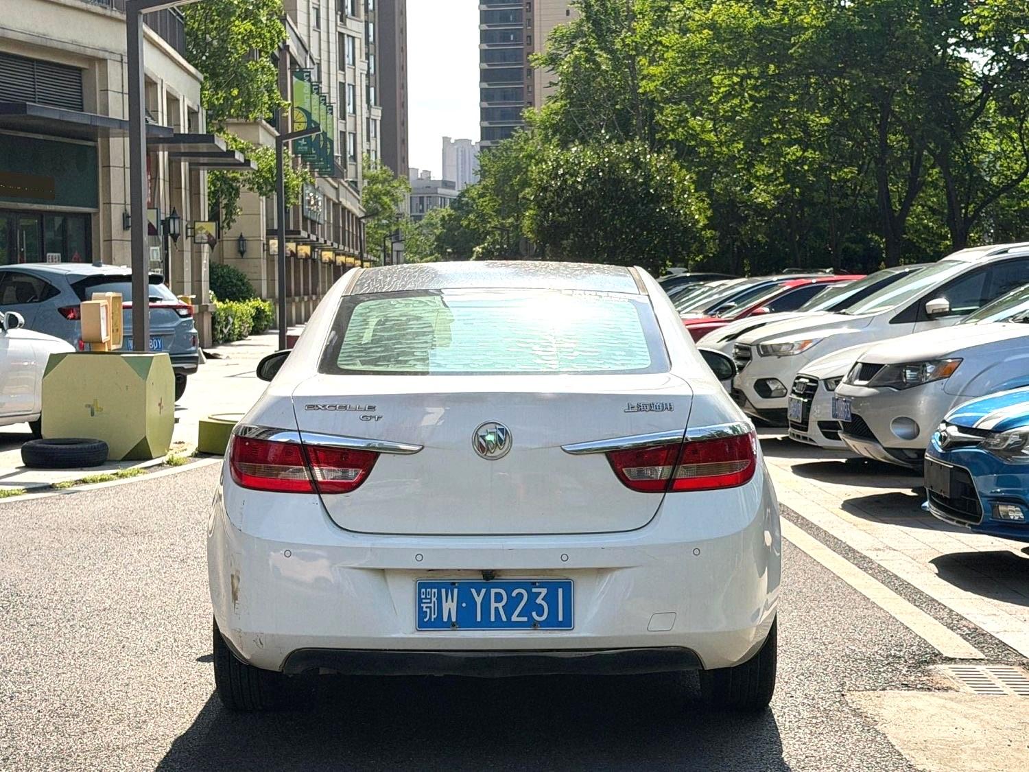 Buick Excelle 2013 thumb 3