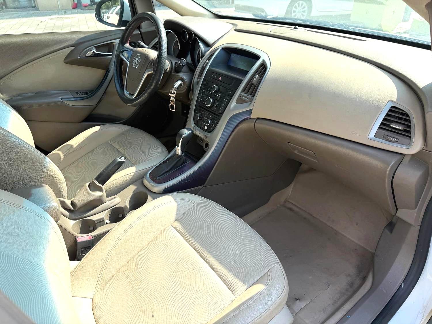Buick Excelle 2013 thumb 4