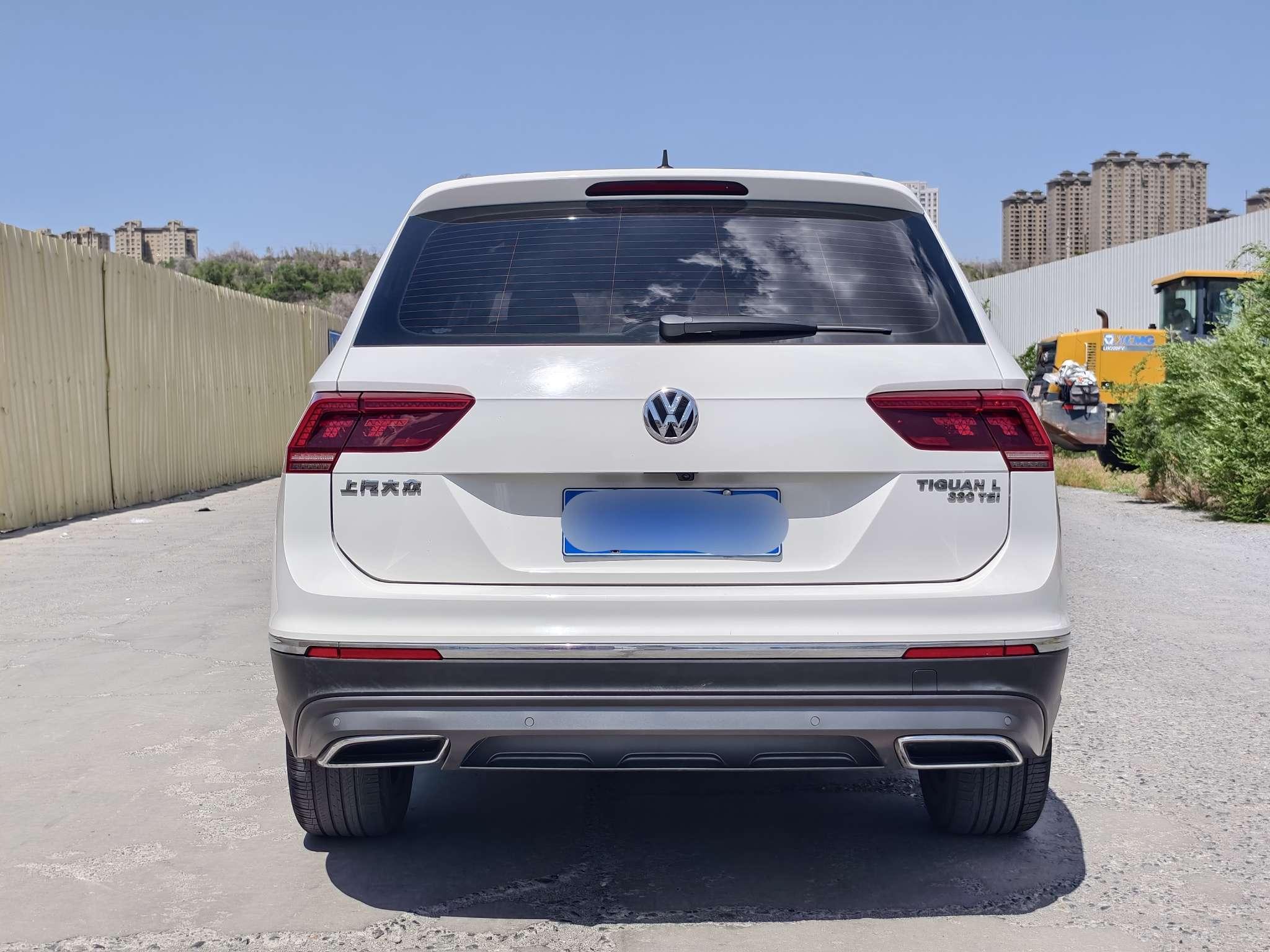 Volkswagen Tiguan 2018 thumb 3