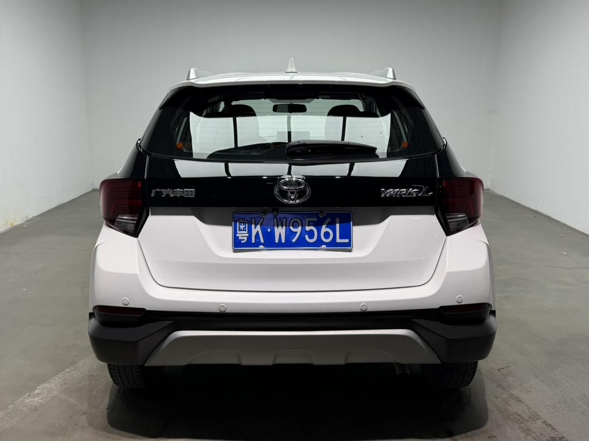 Toyota Yaris 2022 thumb 3