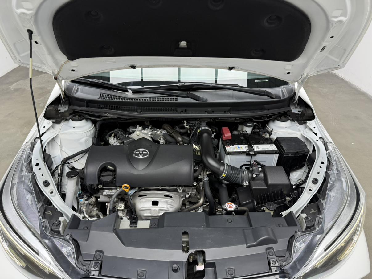 Toyota Yaris 2022 thumb 6