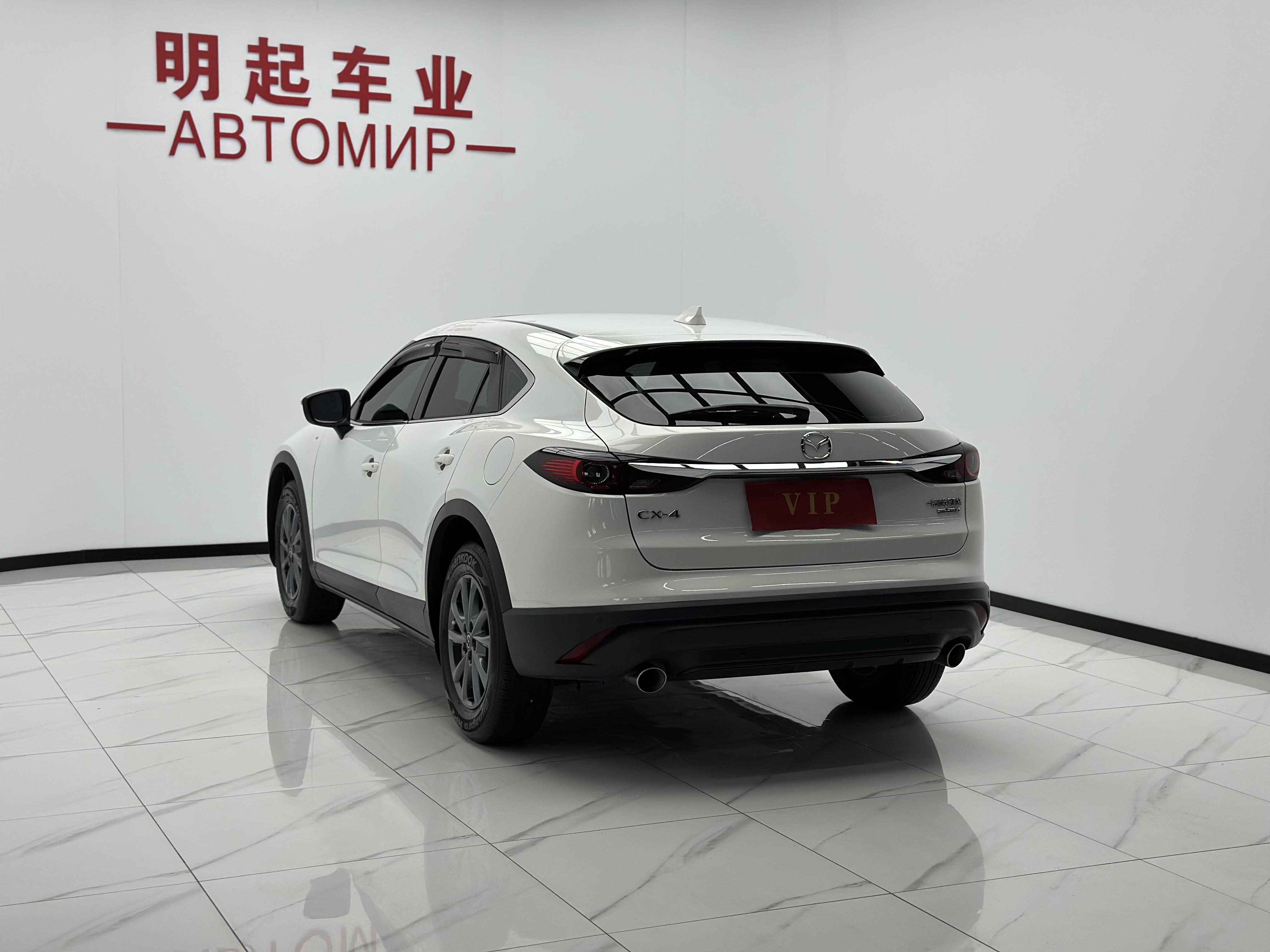Mazda CX-4 2021 thumb 2