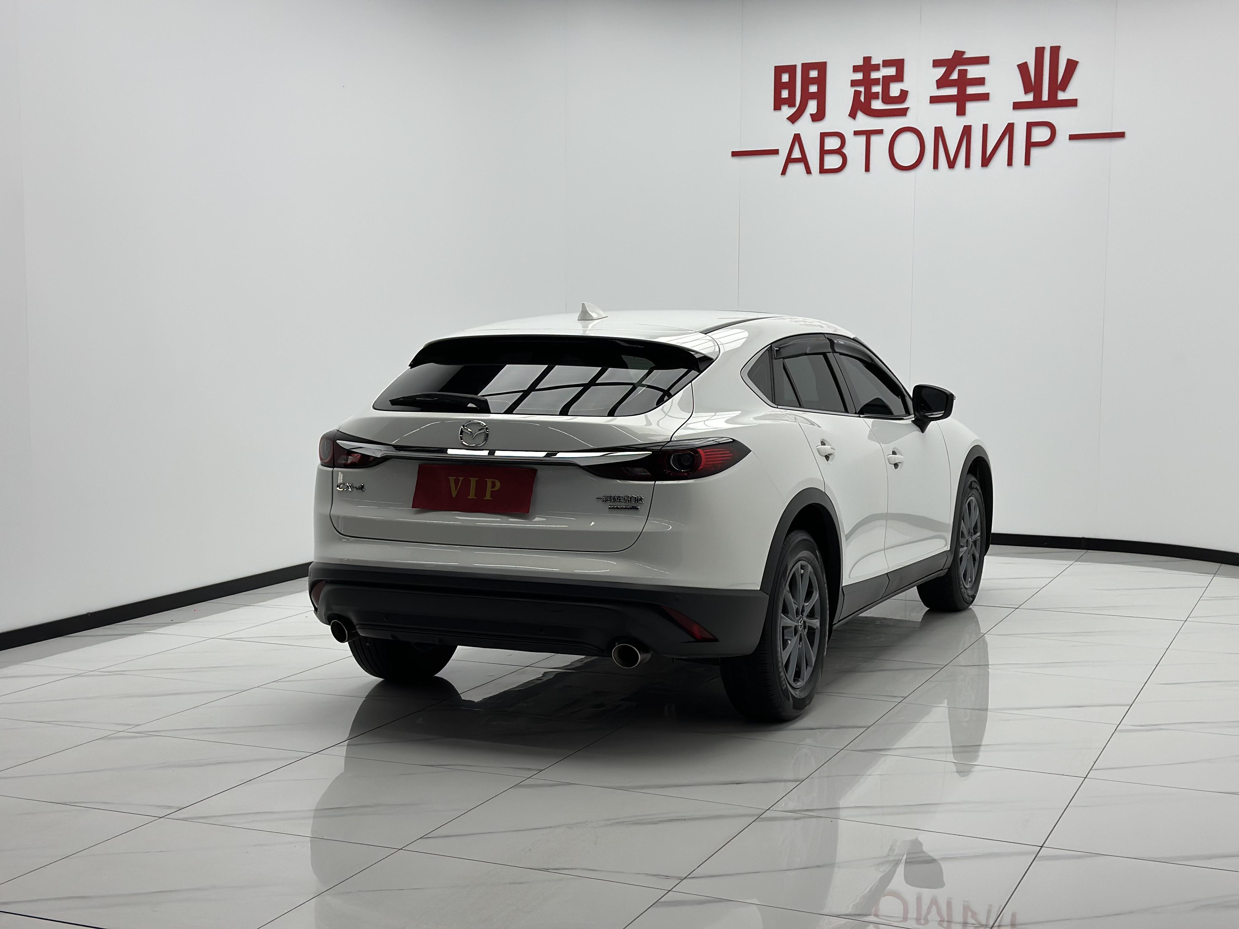 Mazda CX-4 2021 thumb 4