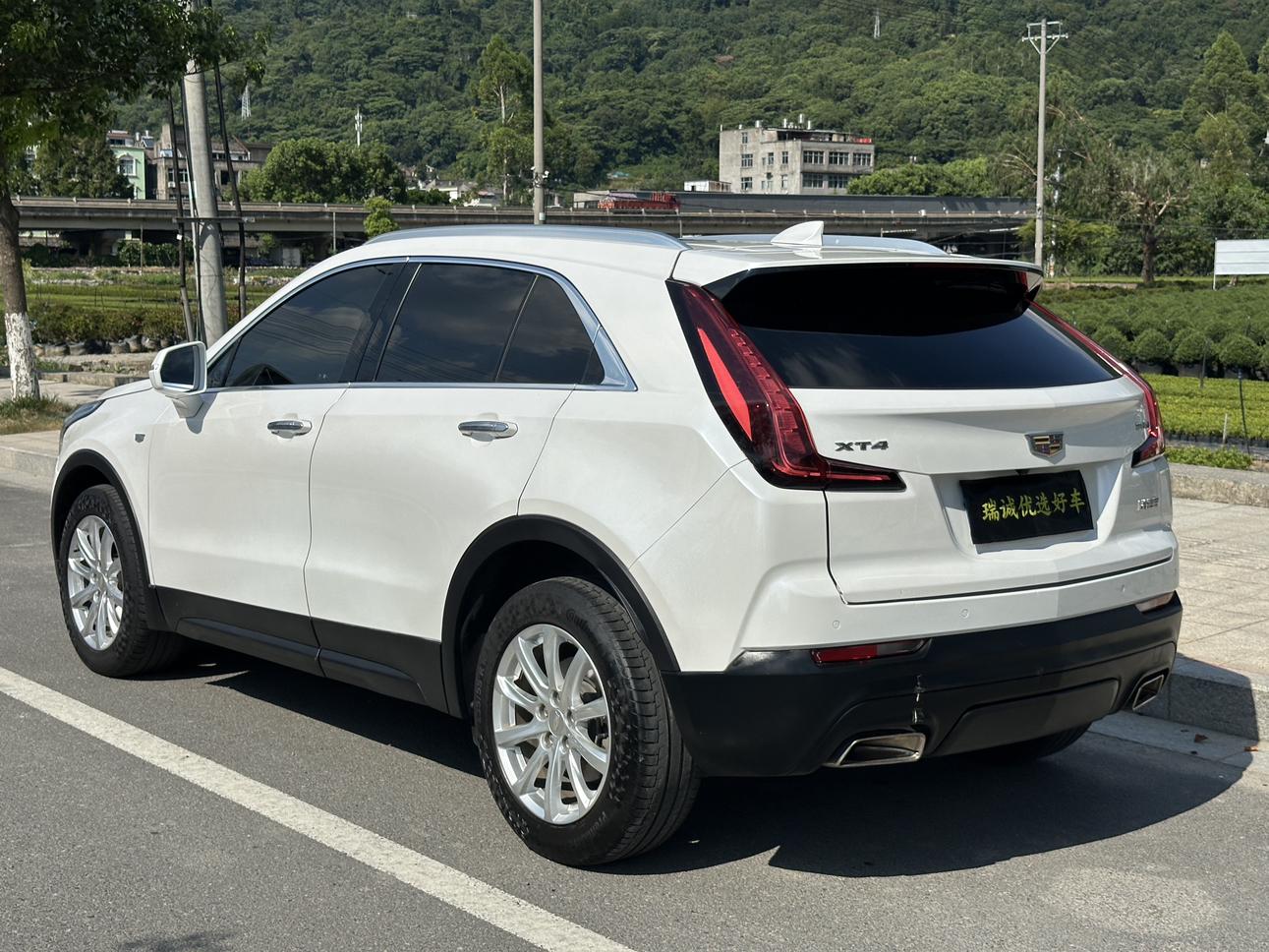 Cadillac XT4 2018 thumb 2