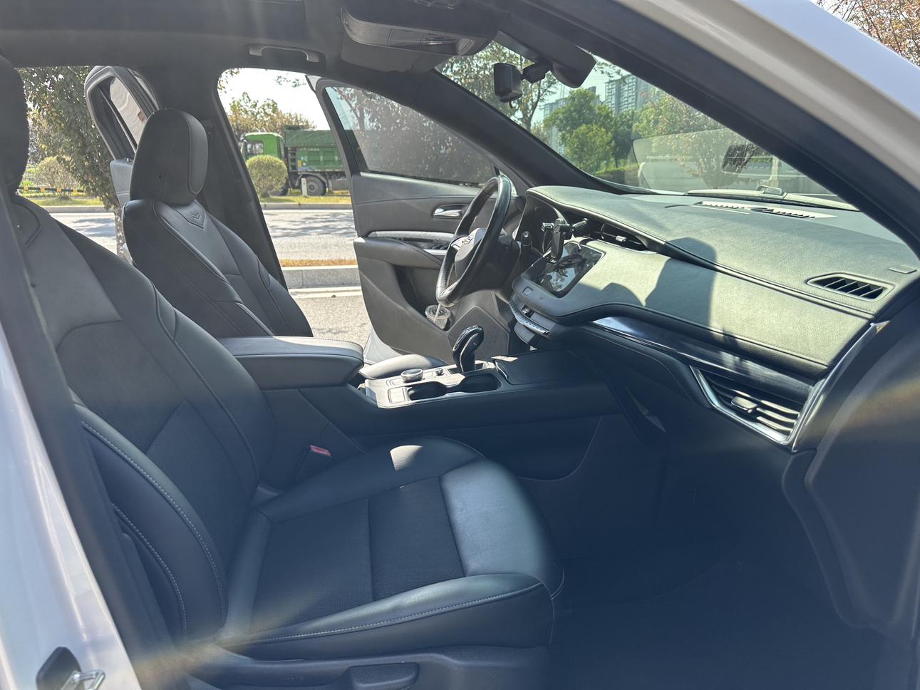 Cadillac XT4 2018 thumb 9