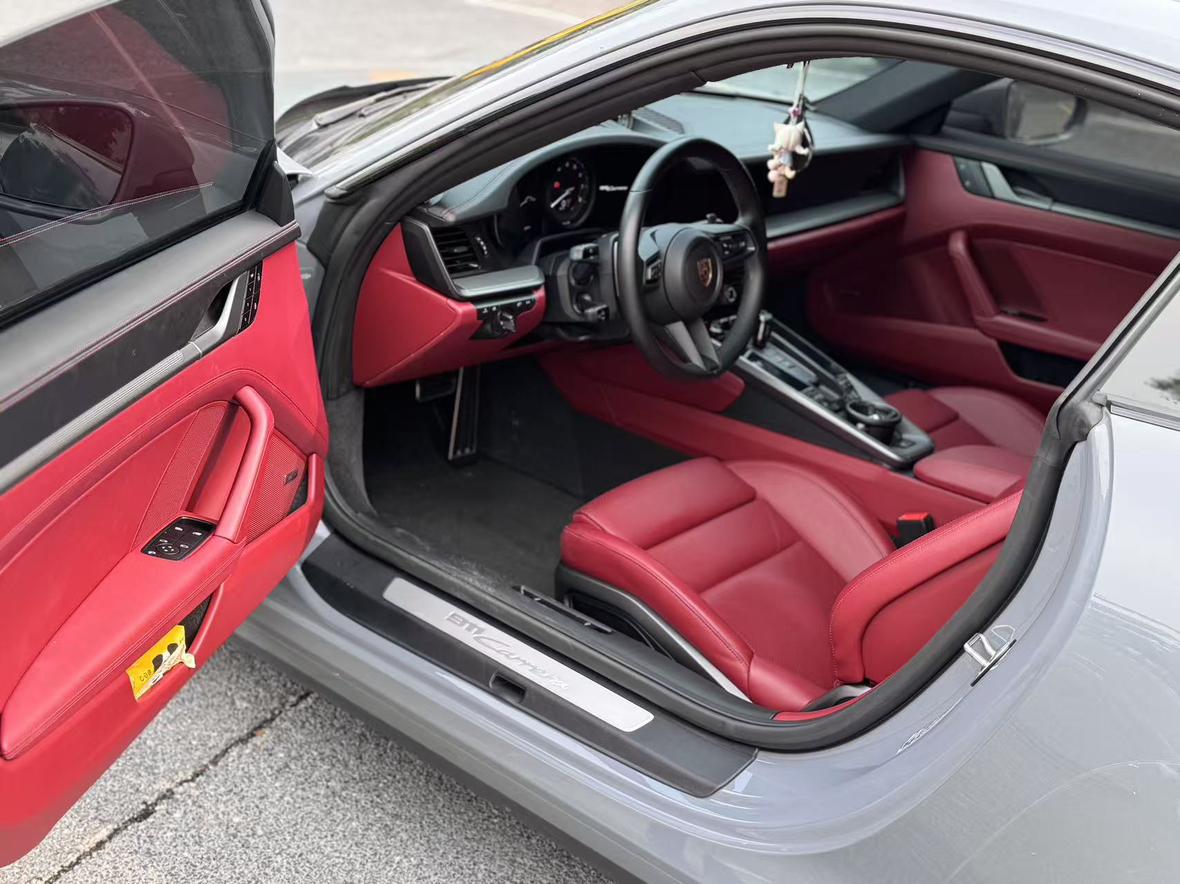 Porsche 911 2023 thumb 7