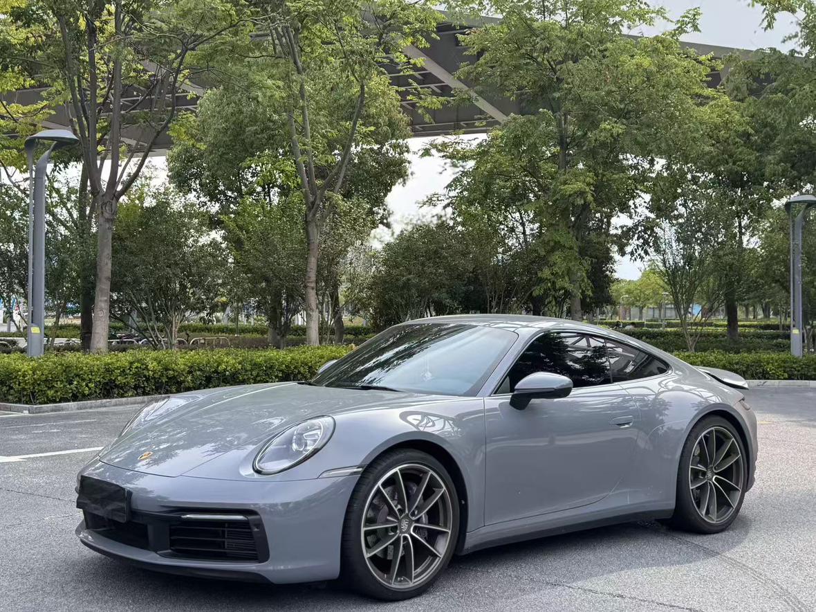 Porsche 911 2023 thumb 8