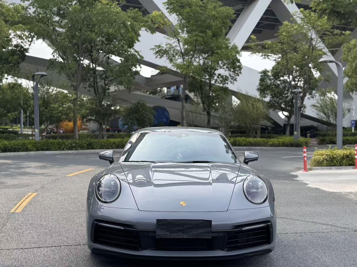 Porsche 911 2023 thumb 9