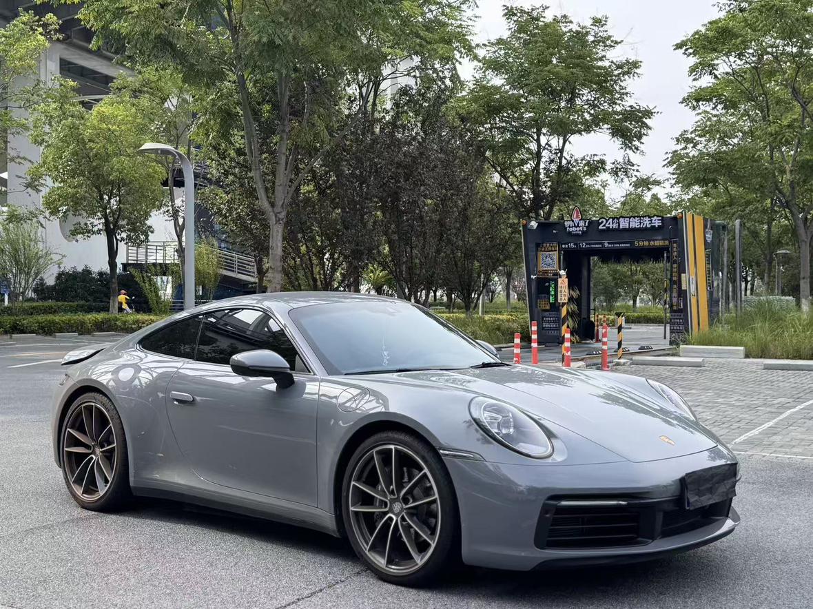 Porsche 911 2023 thumb 10