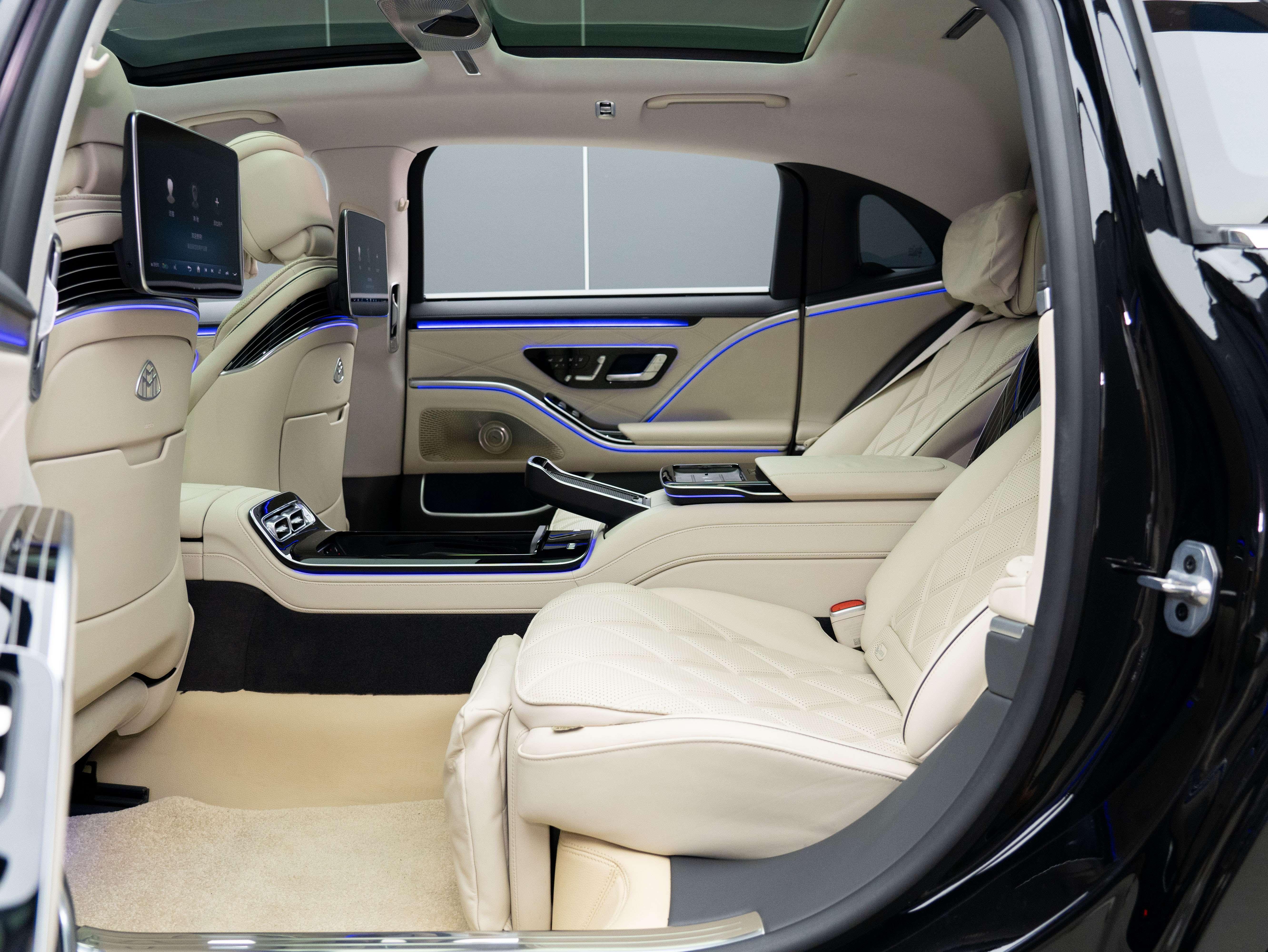 Mercedes-Benz S-Класс 2023 thumb 7