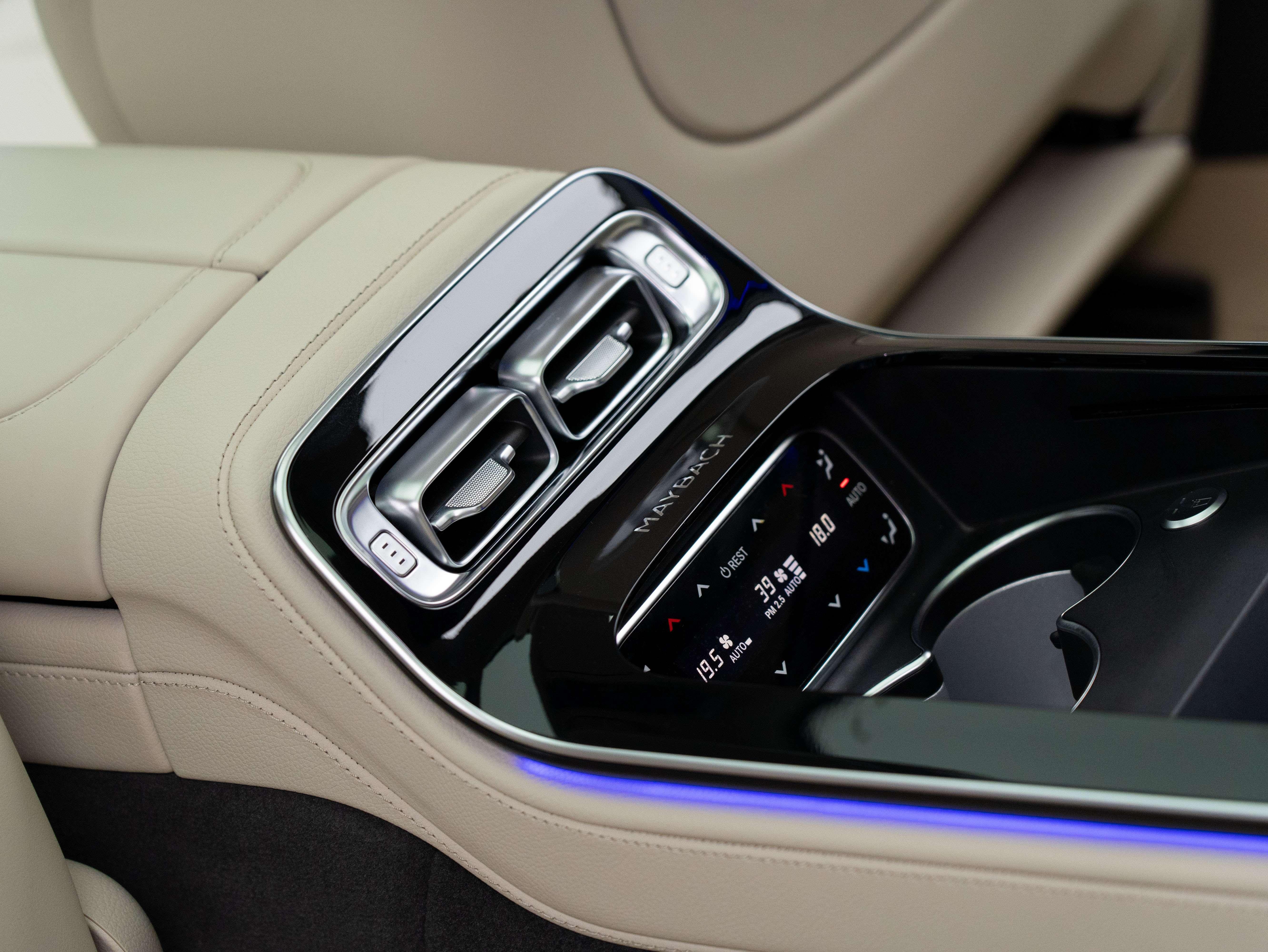 Mercedes-Benz S-Класс 2023 thumb 11