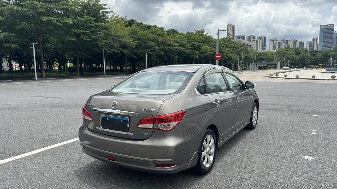 Nissan Sylphy 2012 thumb 4