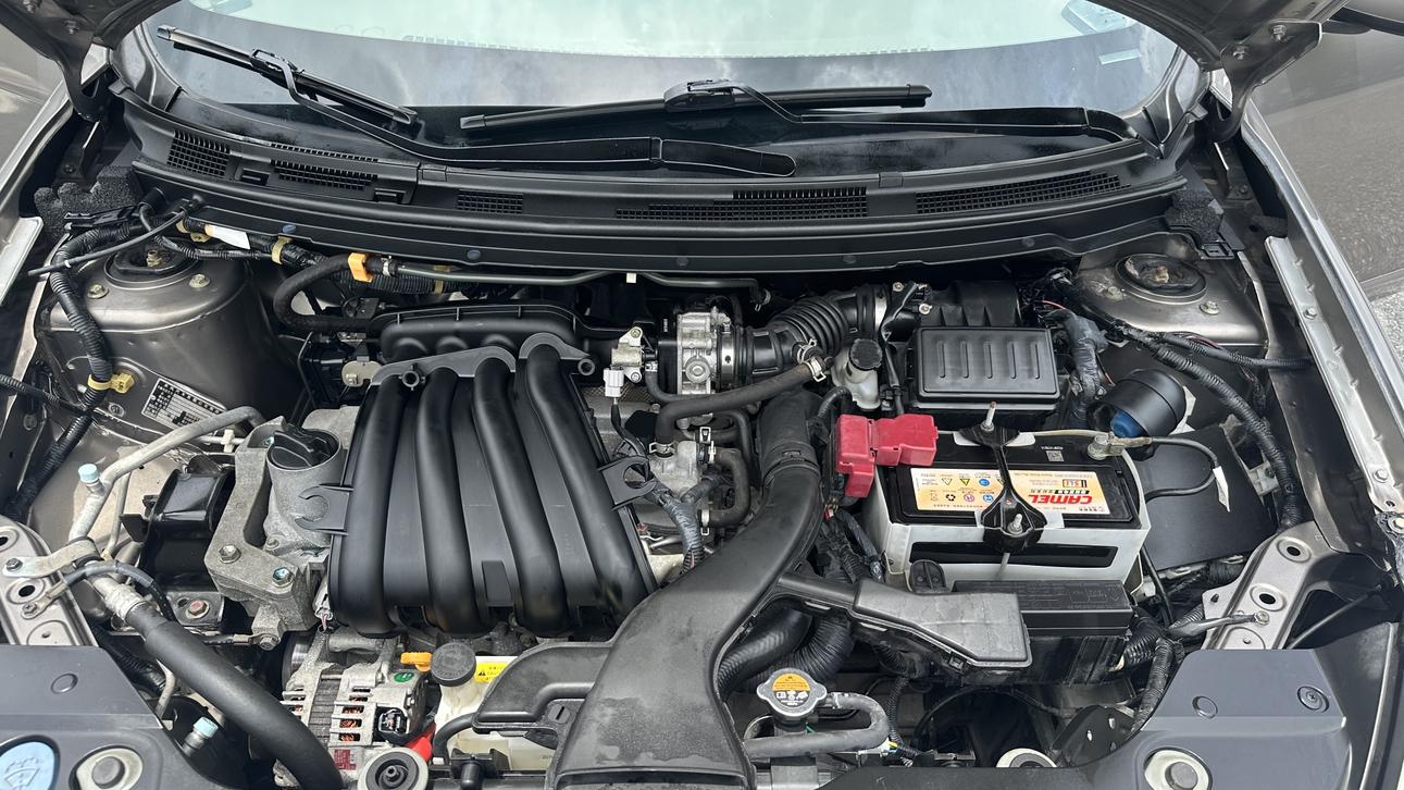 Nissan Sylphy 2012 thumb 6