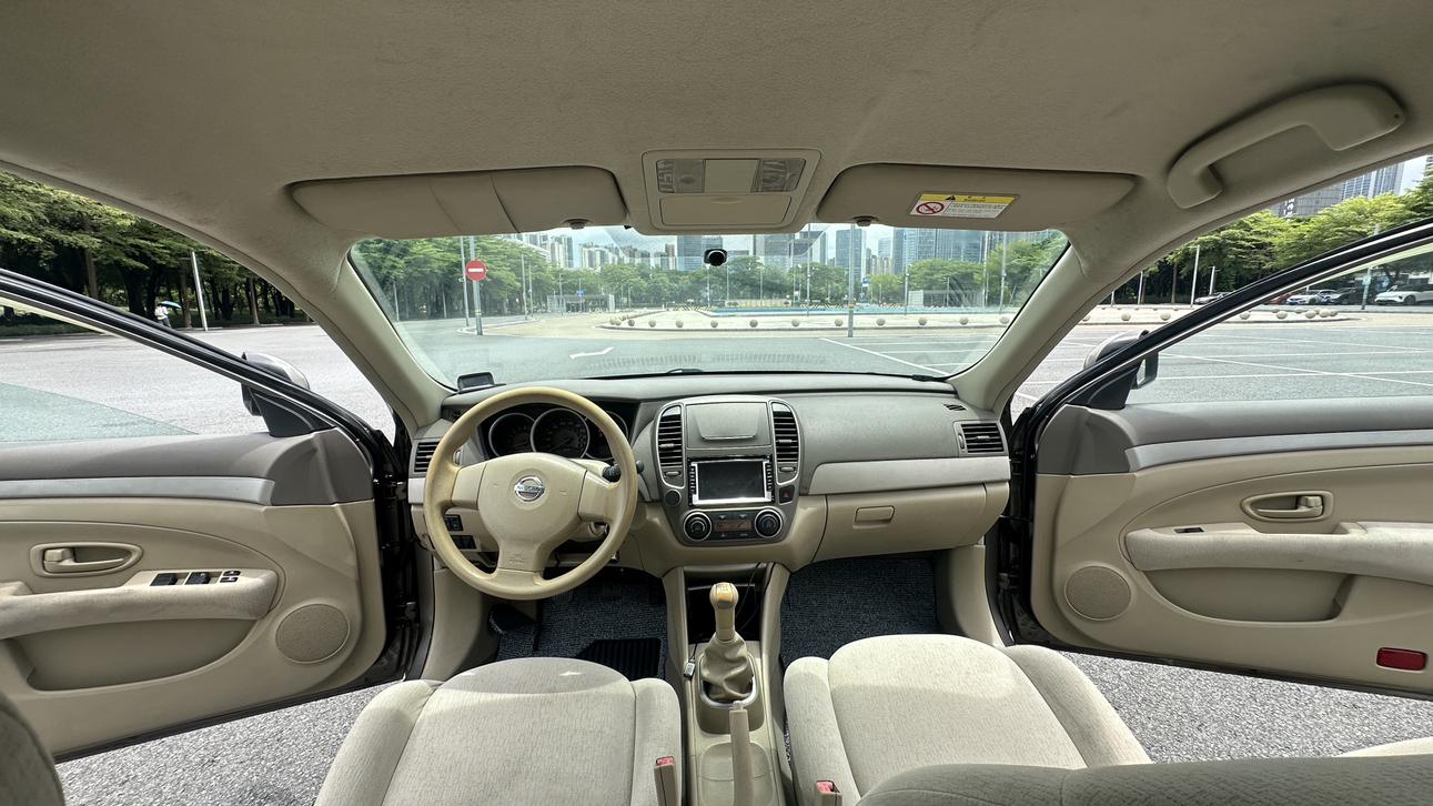 Nissan Sylphy 2012 thumb 9