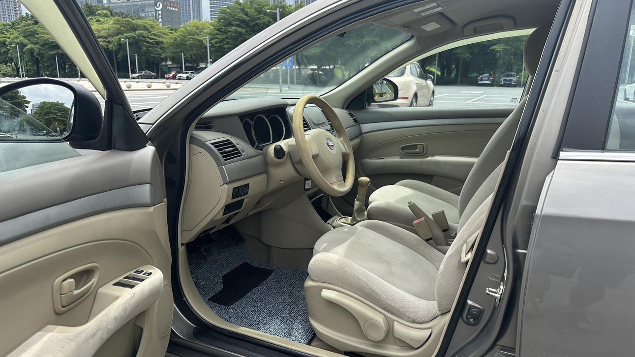 Nissan Sylphy 2012 thumb 11