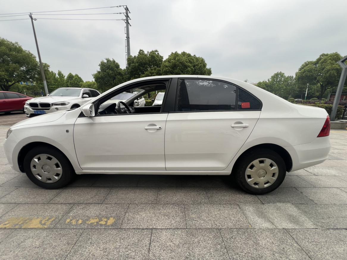 Skoda Xin Rui 2015 thumb 2