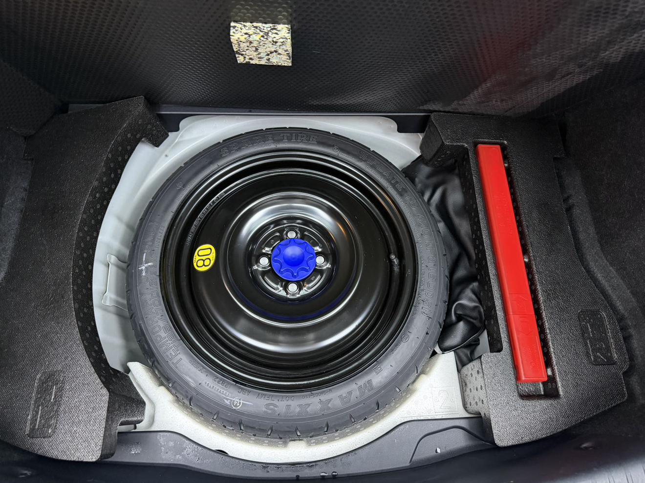 Toyota Yaris 2022 thumb 5