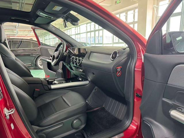 Mercedes-Benz GLA 2022 thumb 4