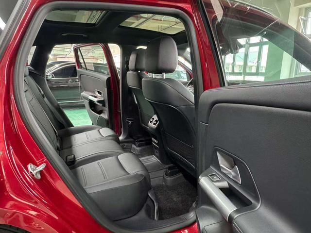 Mercedes-Benz GLA 2022 thumb 11