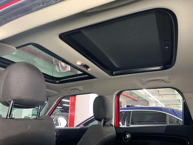 Mini Countryman 2018 thumb 11