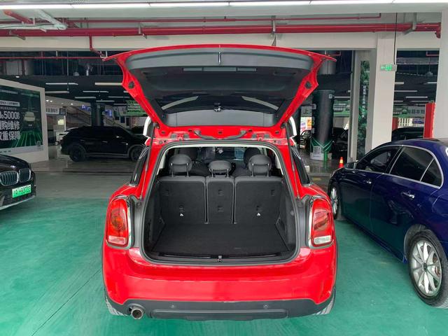Mini Countryman 2018 thumb 12
