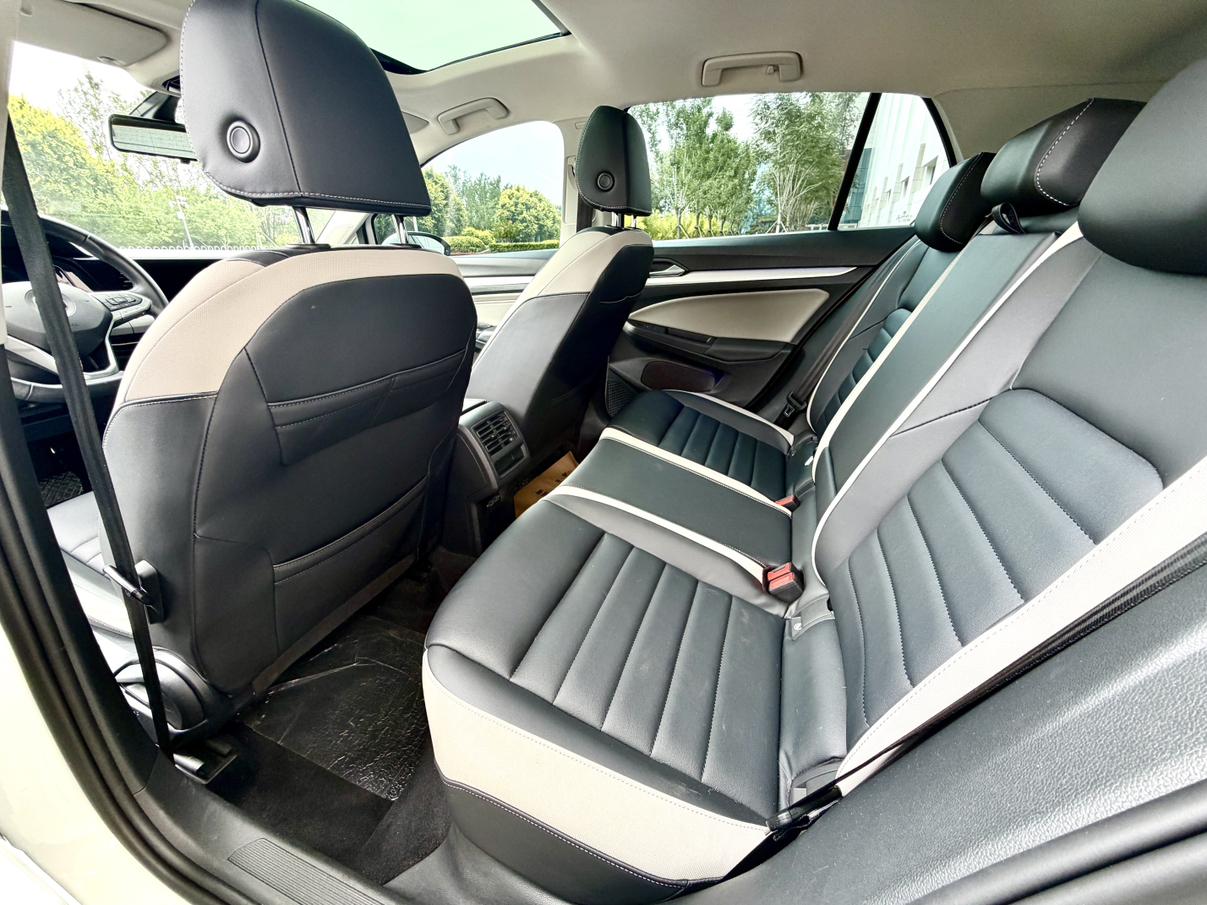 Volkswagen Golf Sportsvan 2021 thumb 7