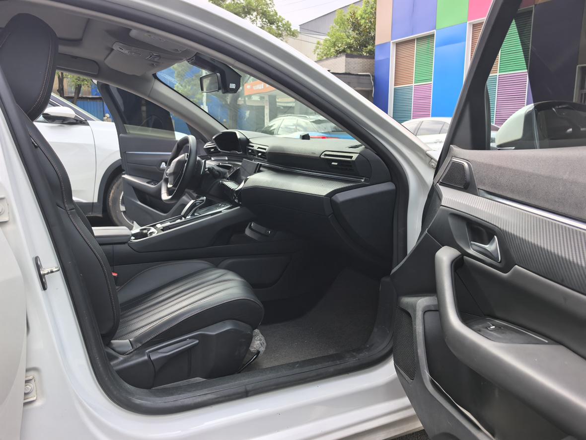 Peugeot 508L PHEV 2022 thumb 3