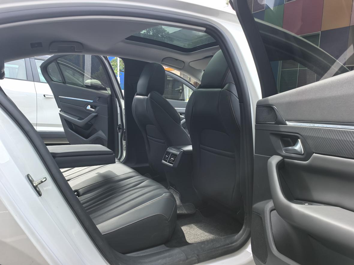 Peugeot 508L PHEV 2022 thumb 12
