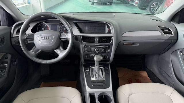 Audi A4 2013 thumb 6
