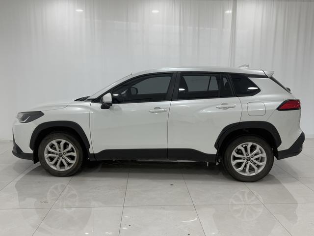 Toyota Frontlander 2023 thumb 2