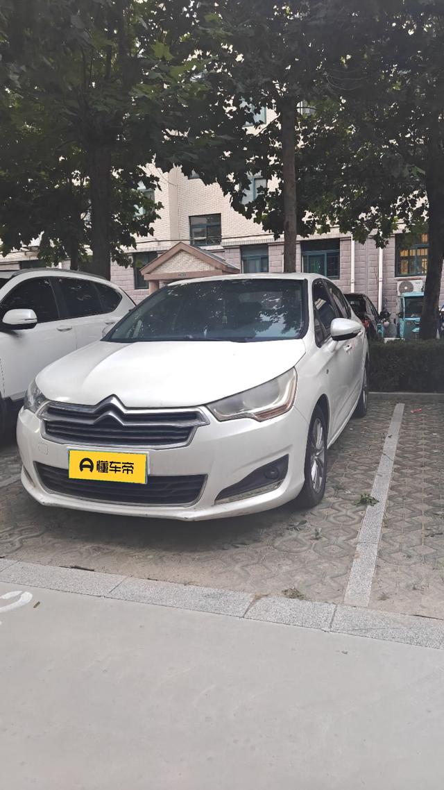 Citroen C4L 2013 thumb 5