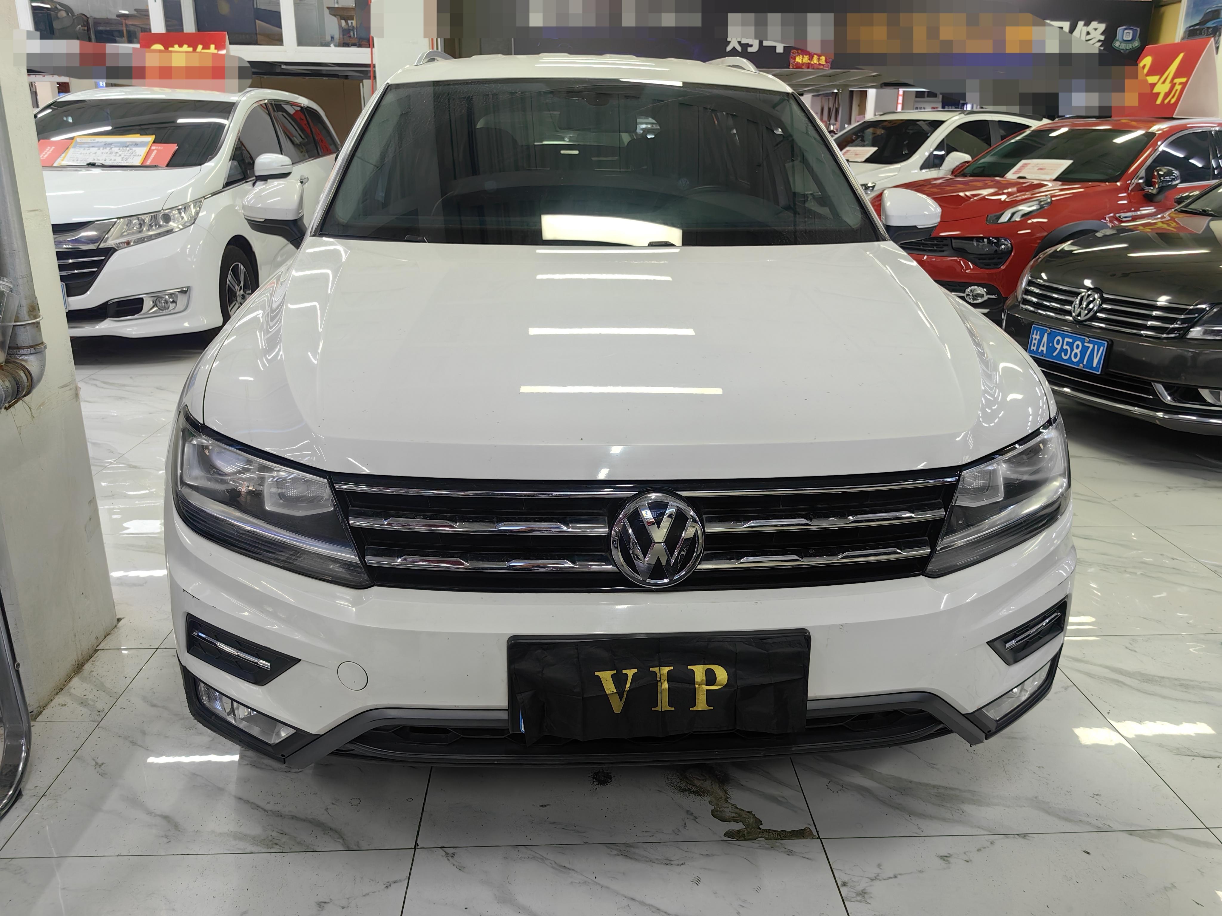 Volkswagen Tiguan 2017 thumb 11