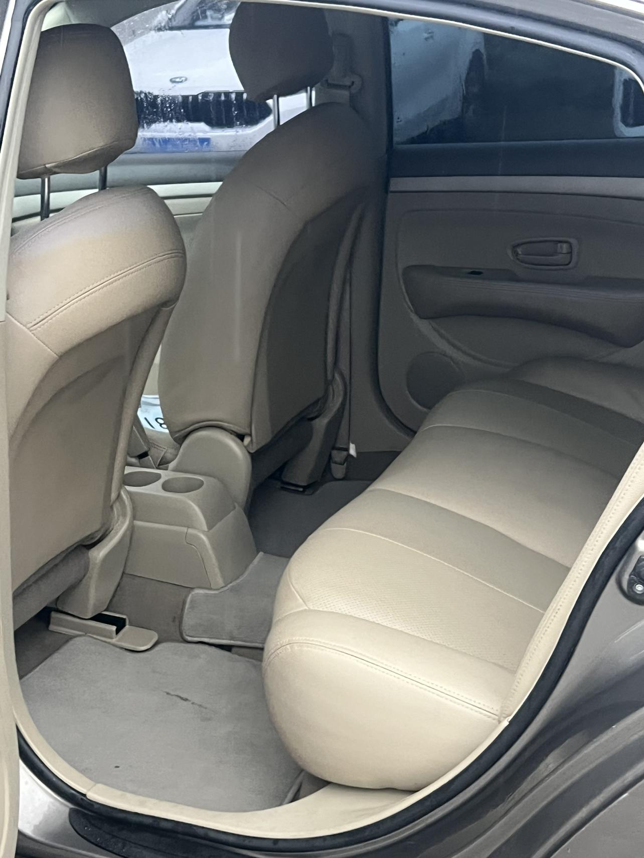 Nissan Sylphy 2016 thumb 8