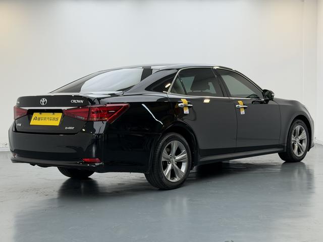 Toyota Crown 2015 thumb 5
