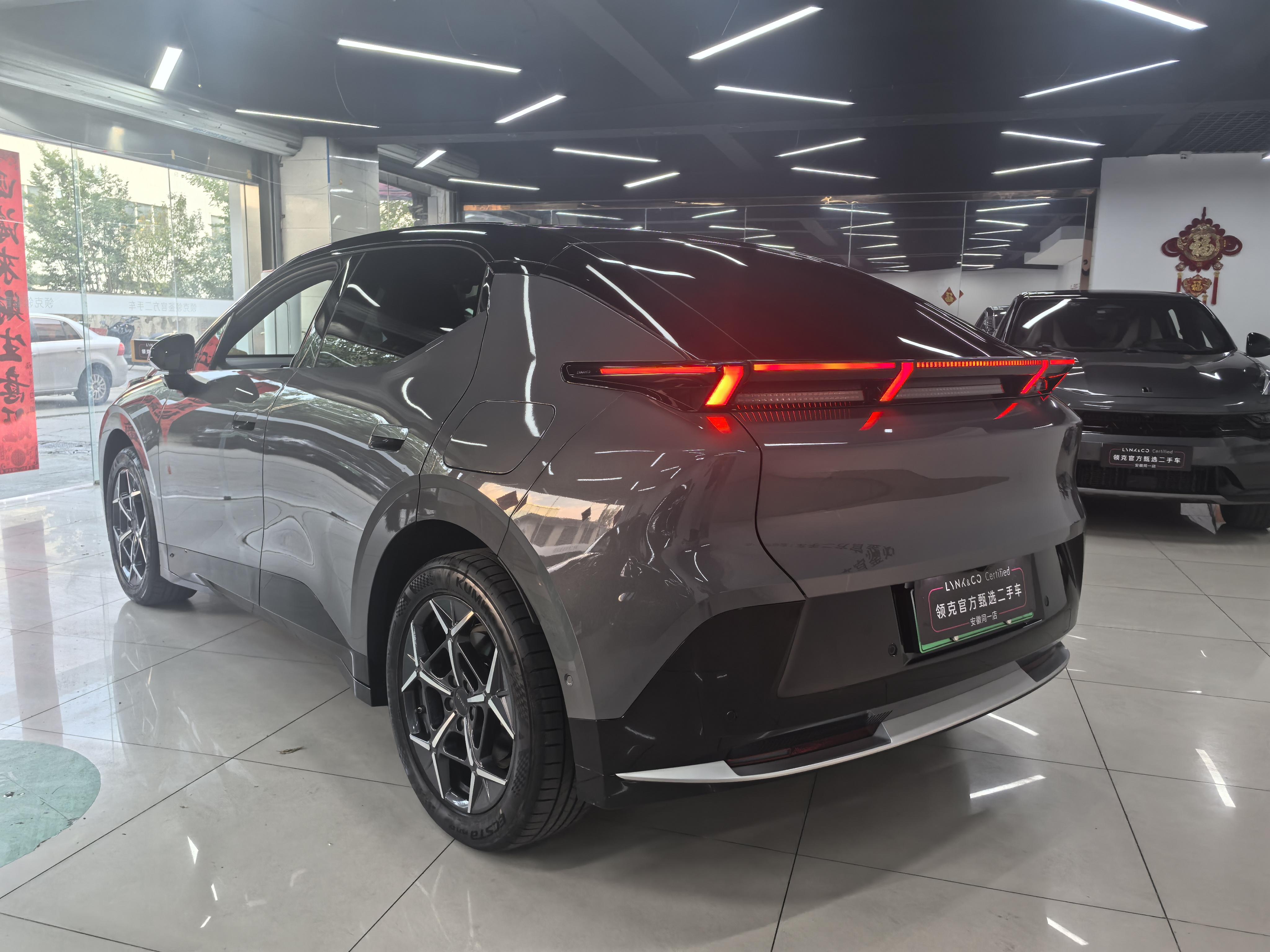 Lynk & Co Z20 2025 thumb 3