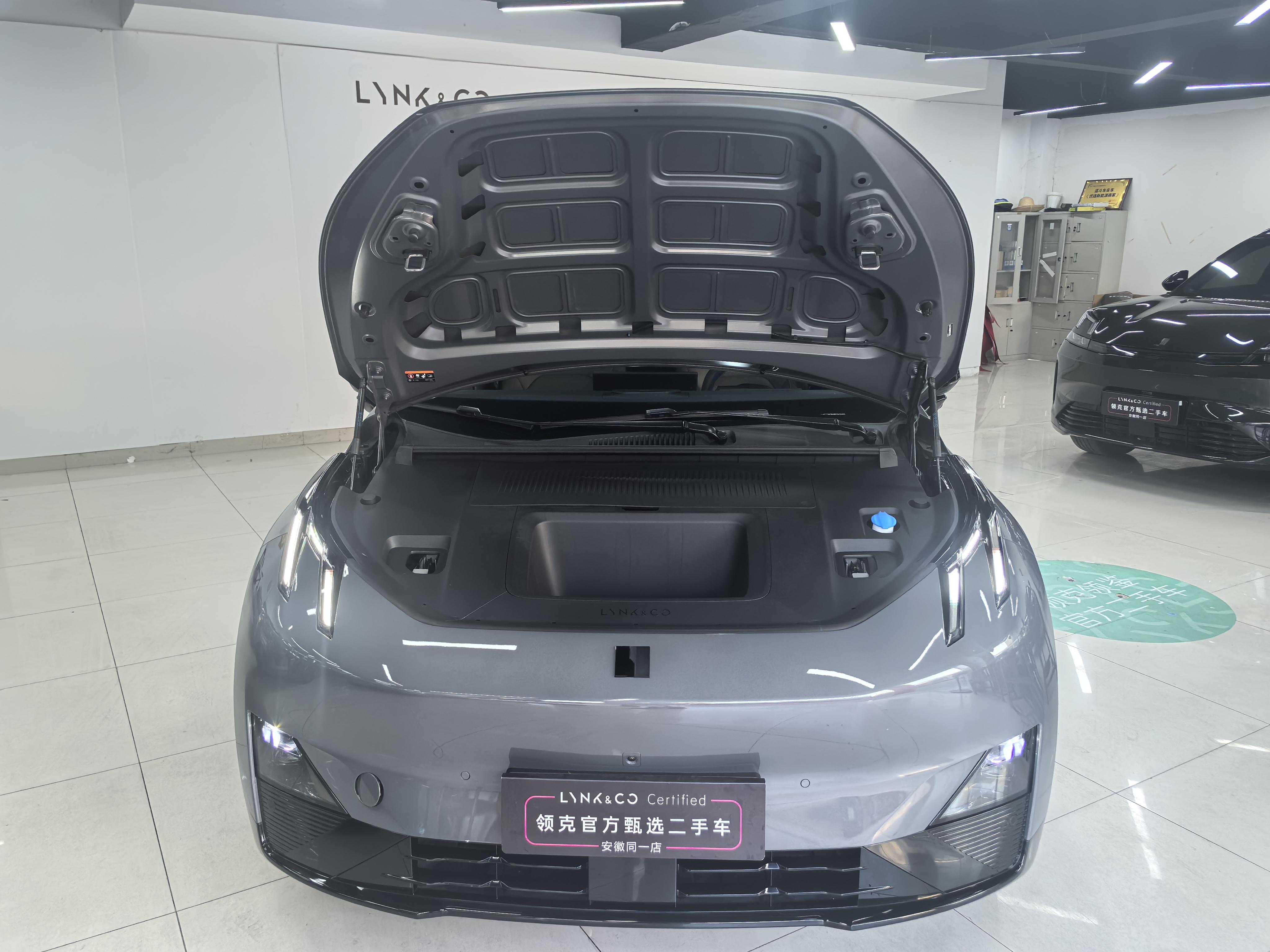 Lynk & Co Z20 2025 thumb 6