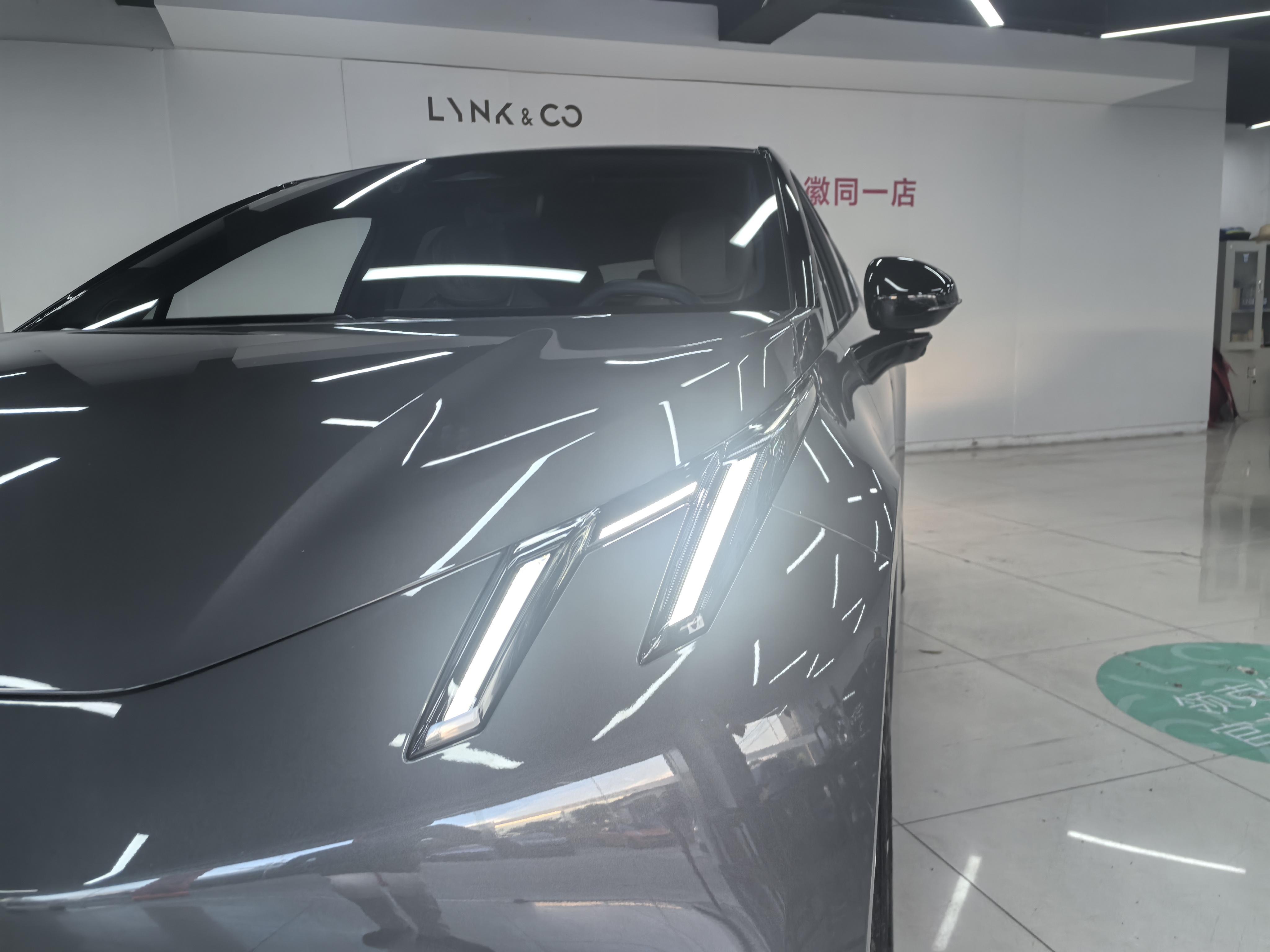 Lynk & Co Z20 2025 thumb 7