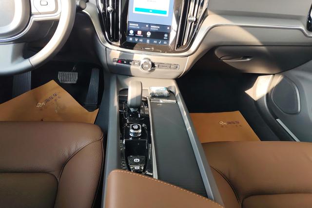 Volvo S60 2026 thumb 8